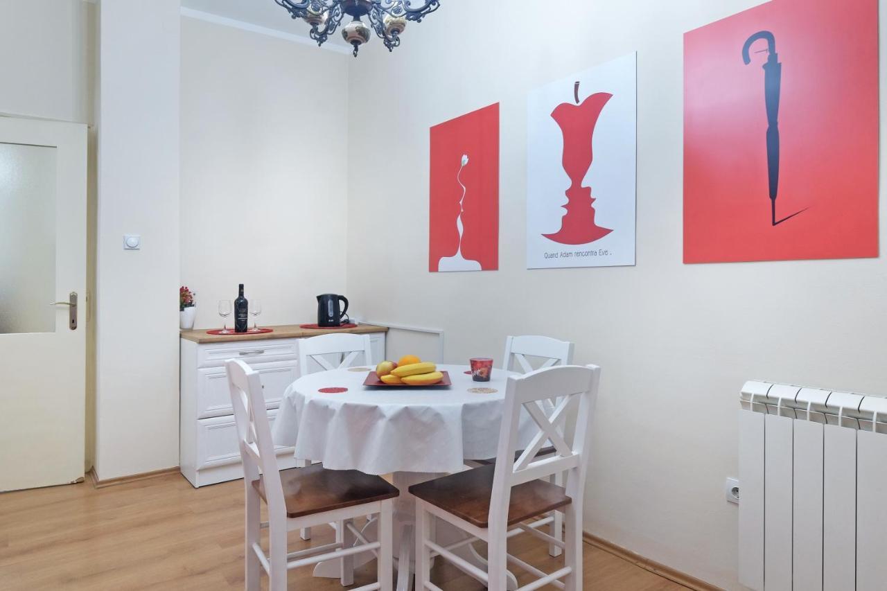 Illusion Downtown Apartment Belgrád Kültér fotó