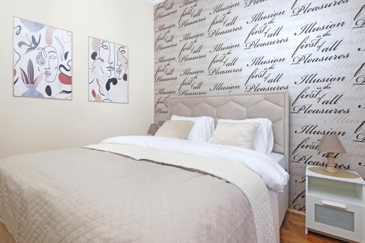 Illusion Downtown Apartment Belgrád Kültér fotó
