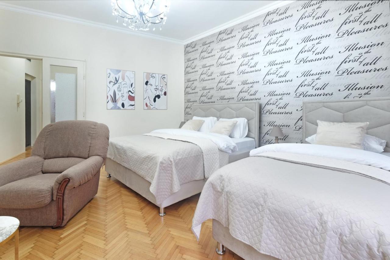 Illusion Downtown Apartment Belgrád Kültér fotó